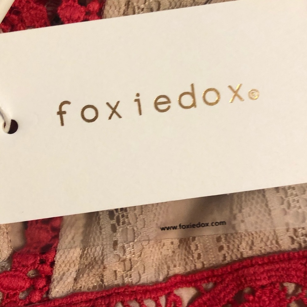 Foxiedox Small Ophelia Two-Toned Crochet Lace Blouse - Picture 6 of 10